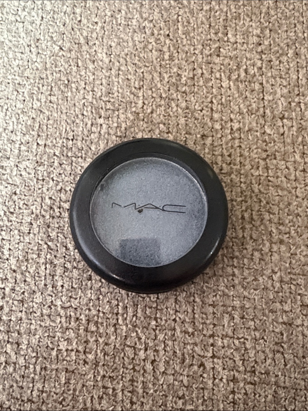 🕷️ MAC SMOKY pressed pigment NEW